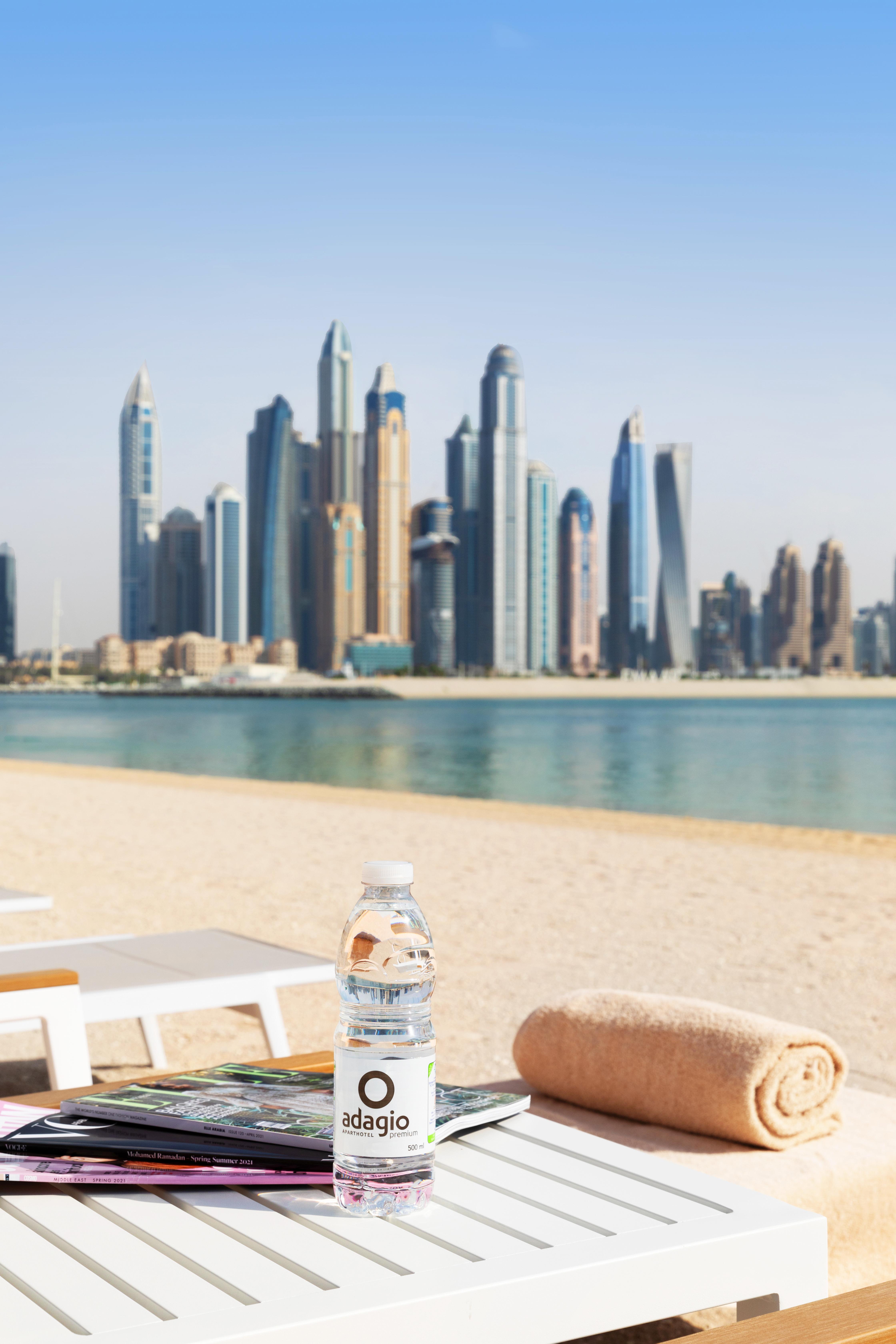 Adagio Premium The Palm Aparthotel Dubai Exterior photo