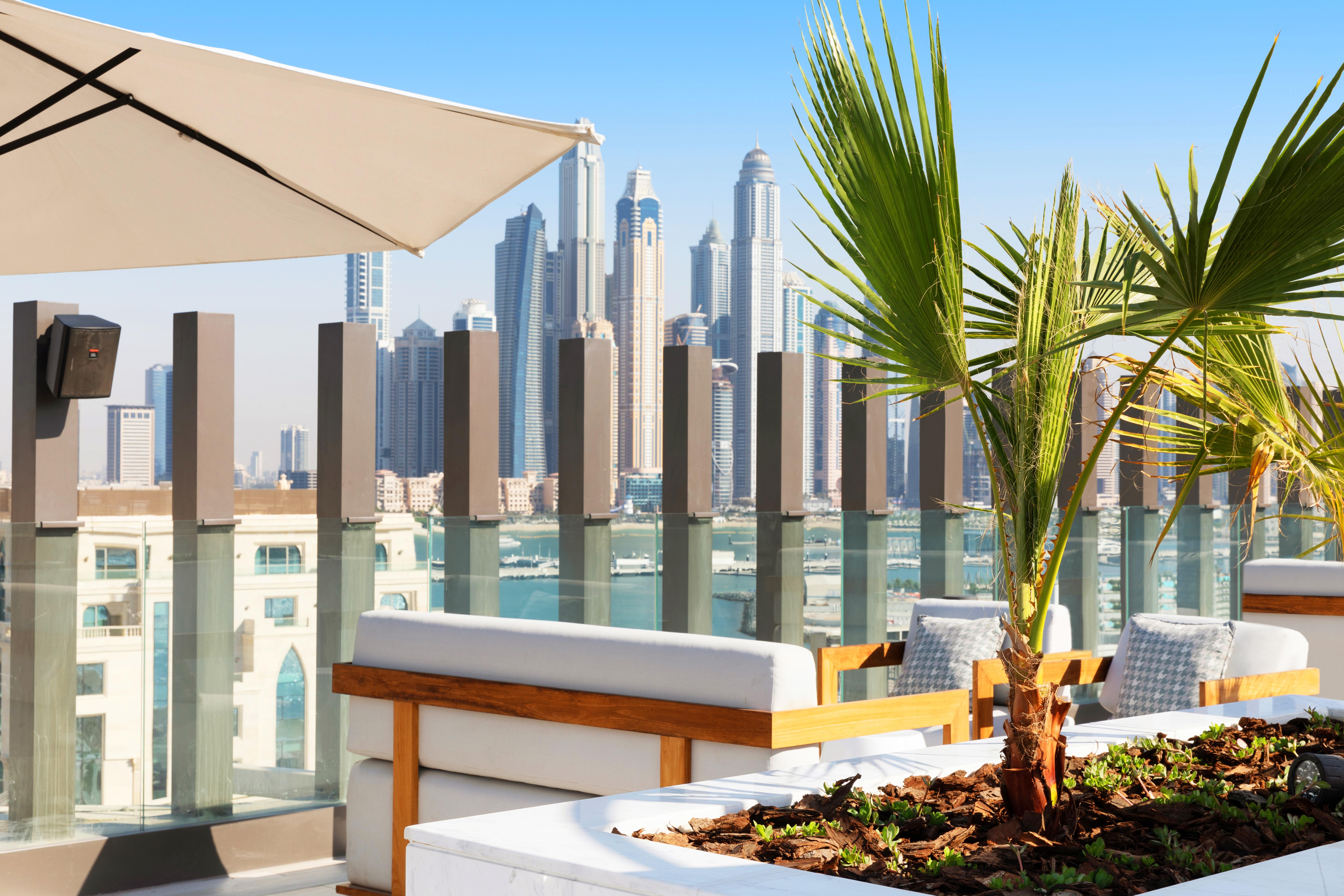 Adagio Premium The Palm Aparthotel Dubai Exterior photo