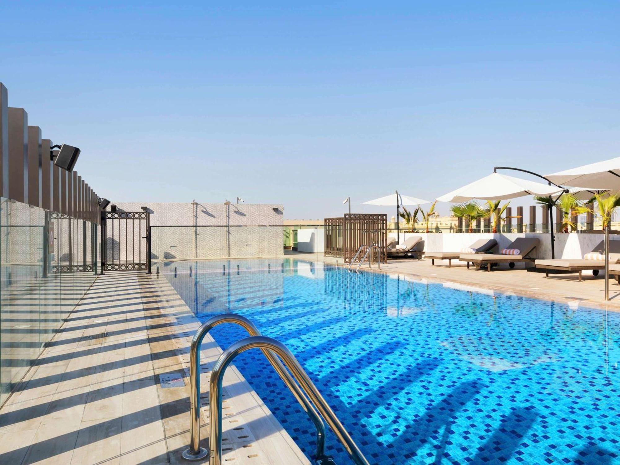 Adagio Premium The Palm Aparthotel Dubai Exterior photo